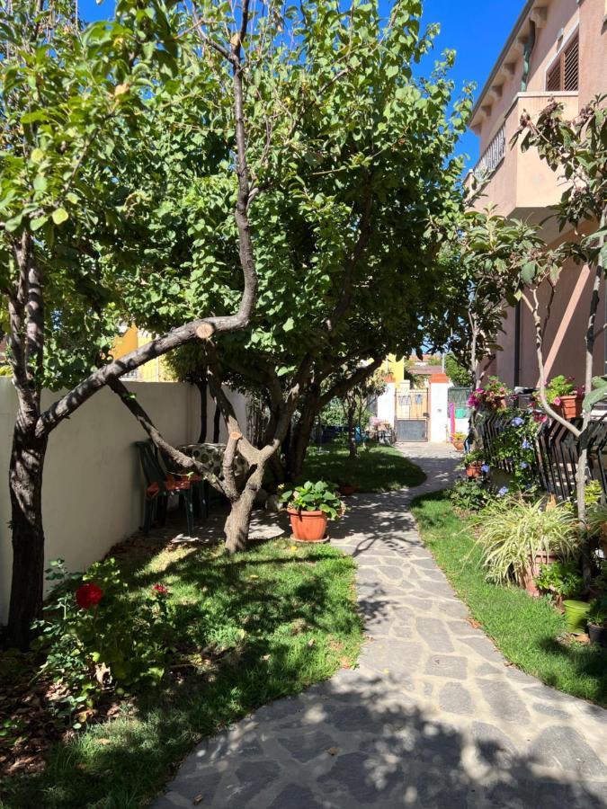 Simple And Very Nice Olbia Exterior foto